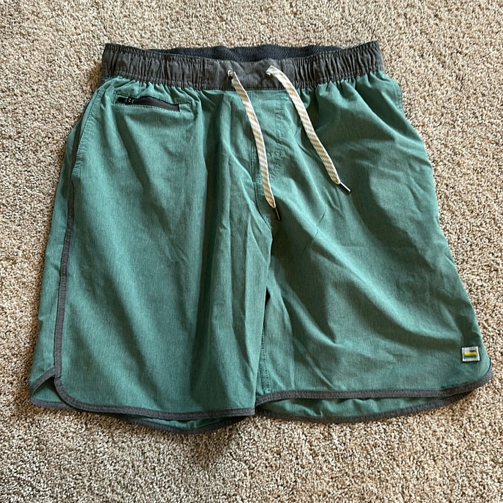 Vuori Men swim trunk size L